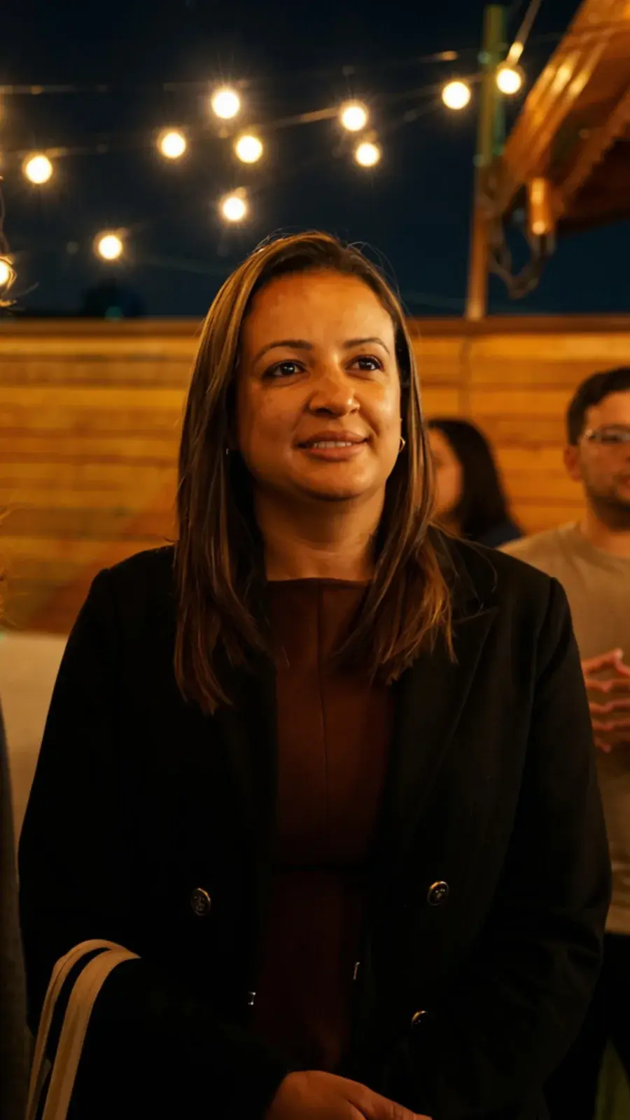 Participante atenta durante a apresentação